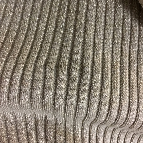 Lane Bryant gold metallic stretchy long sleeve sweater Woman’s 26/28 - Picture 10 of 14